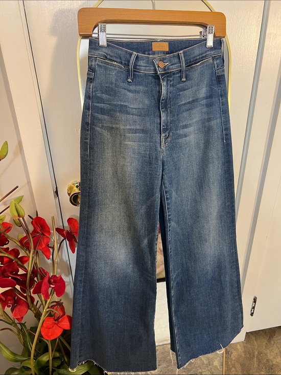 MOTHER Denim - MOTHER The Swooner Roller Crop Fray High Waisted Wide Leg Jeans Size 27